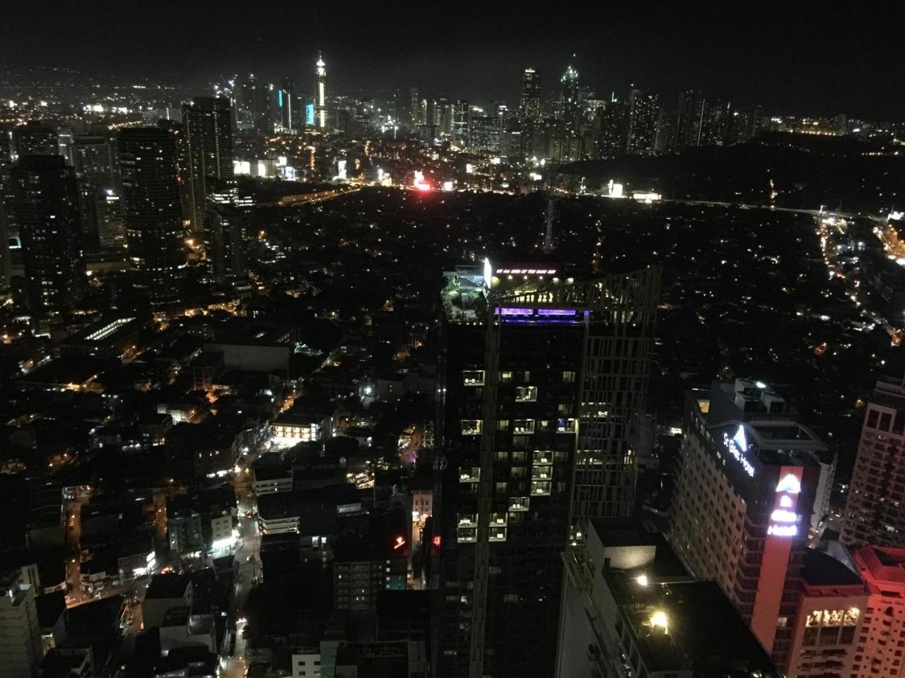 Seven Doors Aparthotels In Gramercy Makati Μακάτι Εξωτερικό φωτογραφία