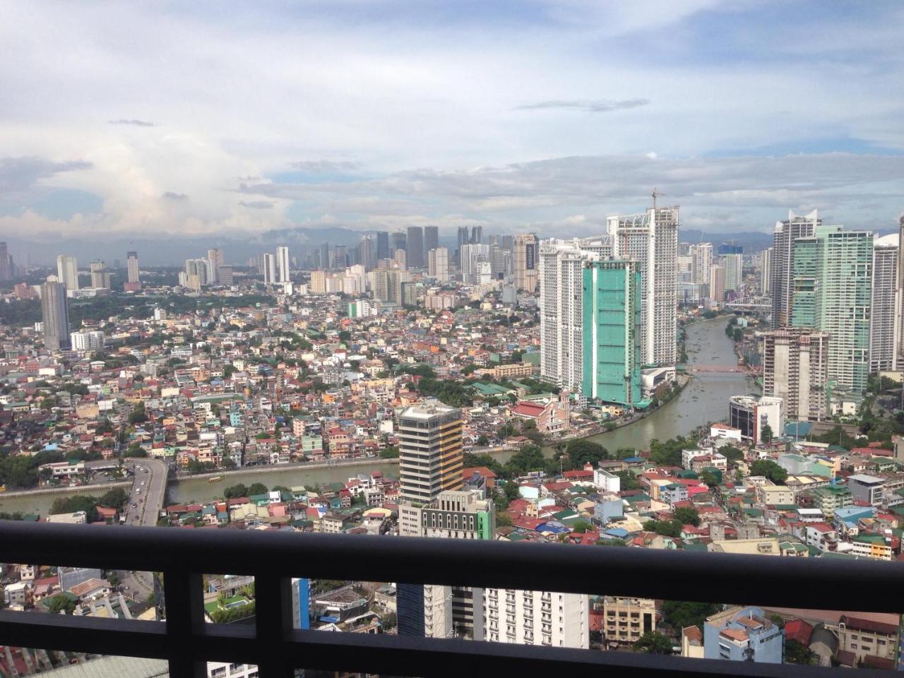 Seven Doors Aparthotels In Gramercy Makati Μακάτι Εξωτερικό φωτογραφία