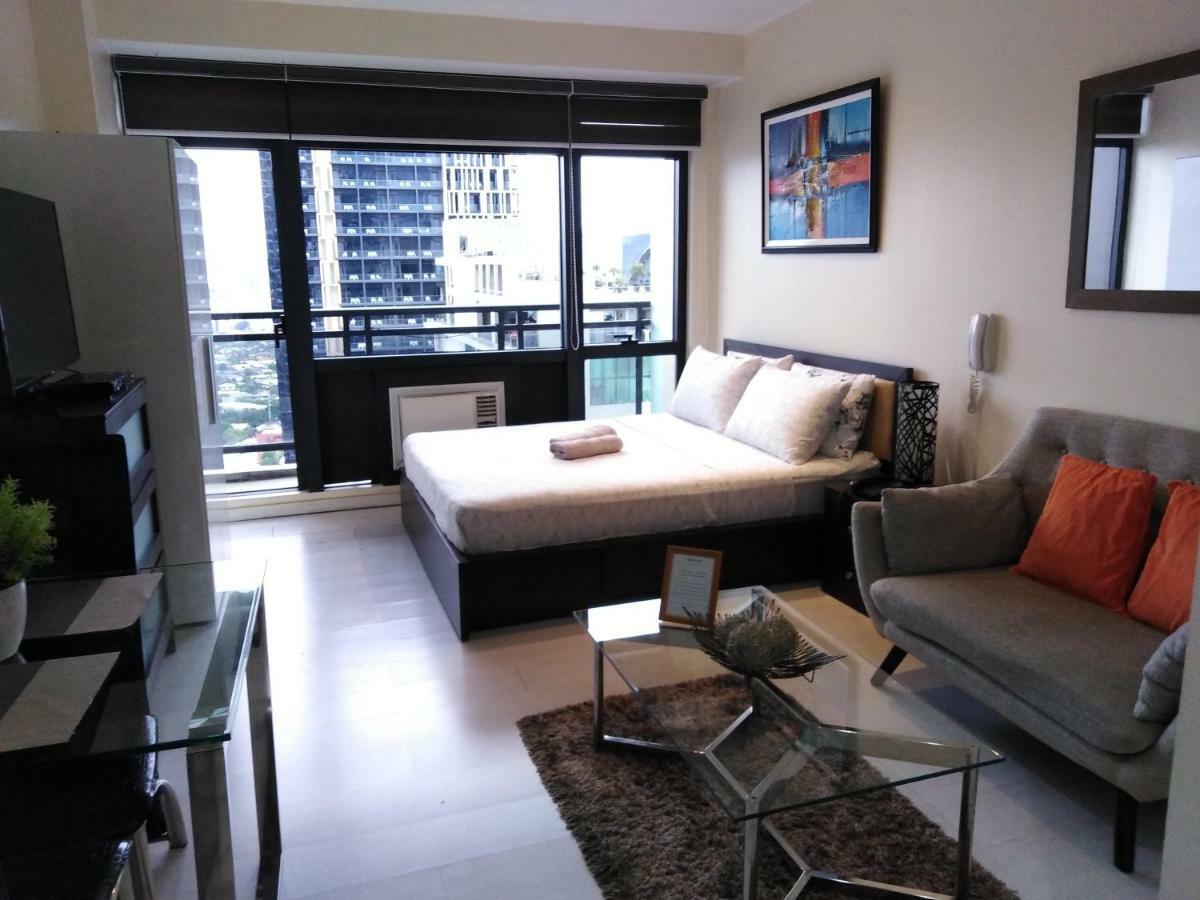 Seven Doors Aparthotels In Gramercy Makati Μακάτι Εξωτερικό φωτογραφία